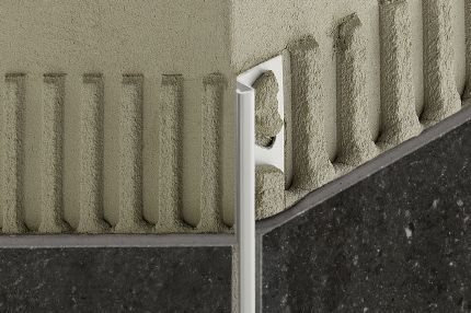 Schluter® DECO-DE decorative edge-protection profile for 135° outside corners