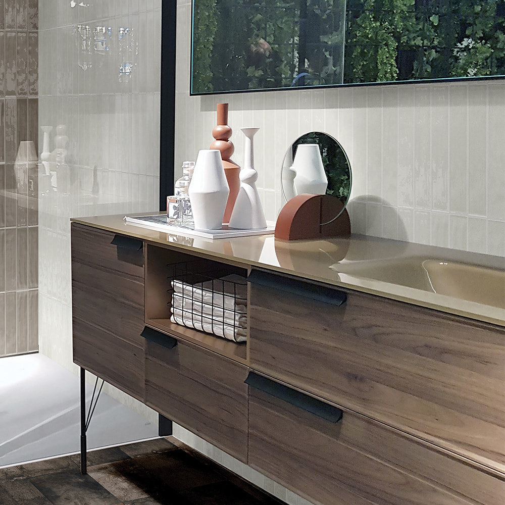 GRACE Emerald 2 x 10 glossy wall tile