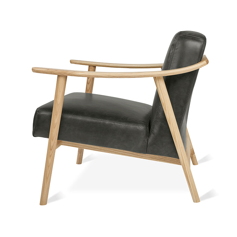 Gus* Modern BALTIC Tucson Char leather chair with Natural Ash frame