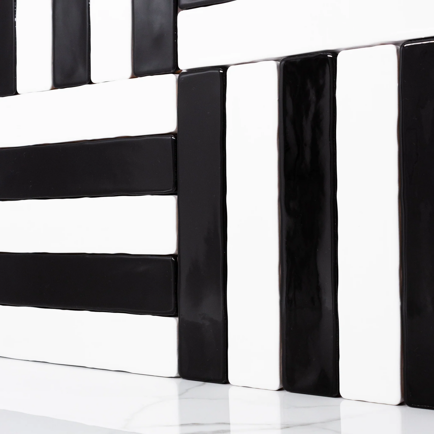 CANDLESTICK Black 2 x 10 glossy wall tile