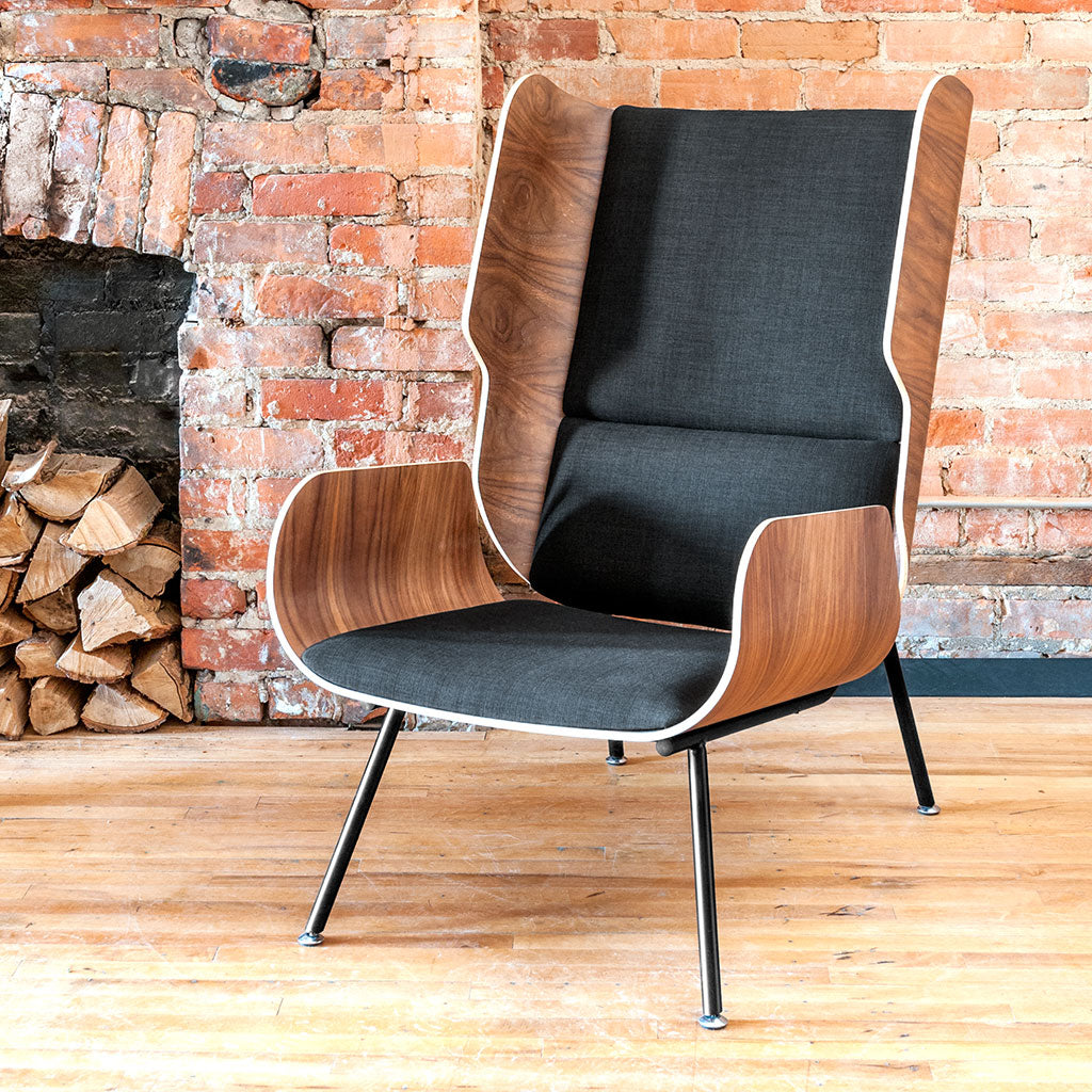 Gus* Modern ELK Laurentian Onyx chair