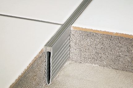 Schluter® DILEX-MOP PVC screed joint profile