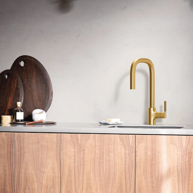 kitchen & bar plumbing fixtures