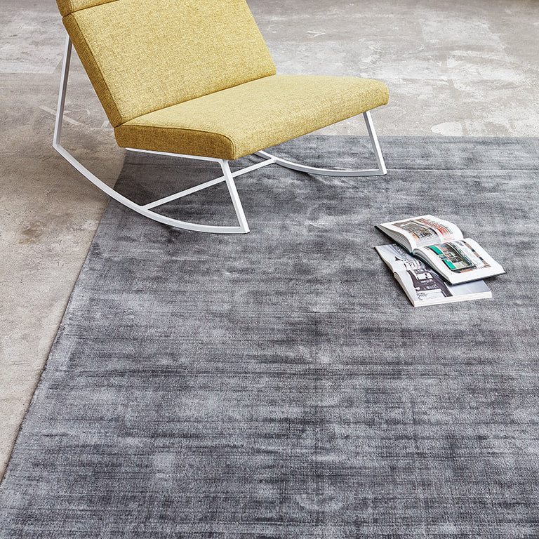 Gus* Modern FUMO carbon rug 5x8