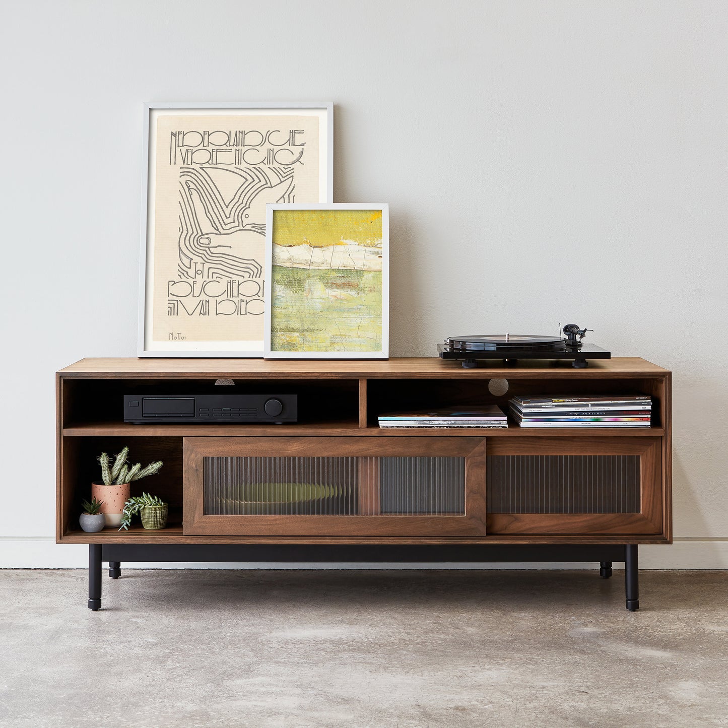 Gus* Modern MUNRO Classic Walnut media stand