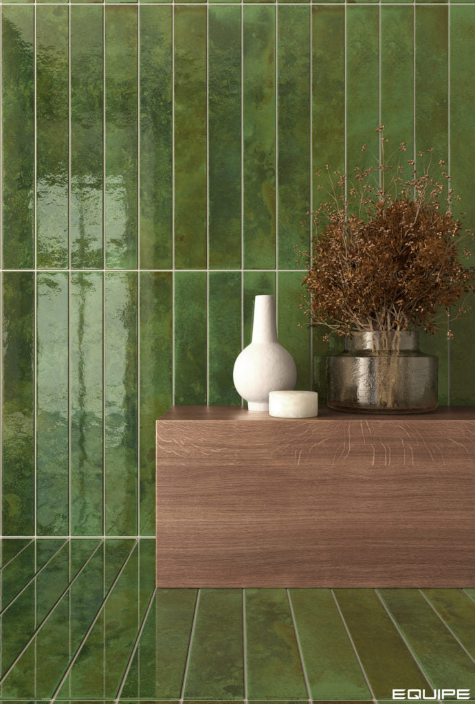 BALI Green 2 x 16 glossy wall tile