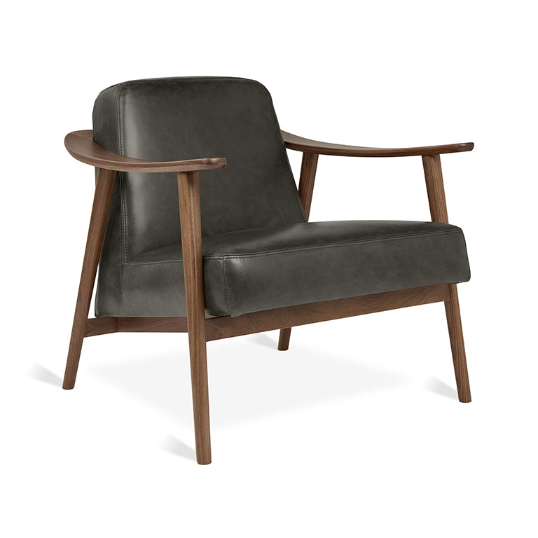 Gus* Modern BALTIC Tucson Char leather chair with Walnut frame