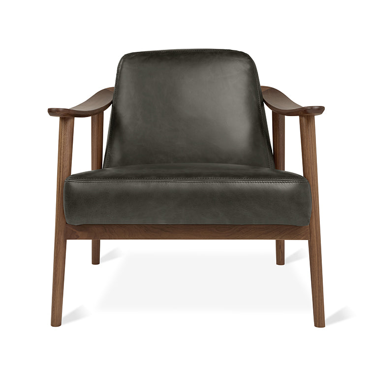 Gus* Modern BALTIC Tucson Char leather chair with Walnut frame
