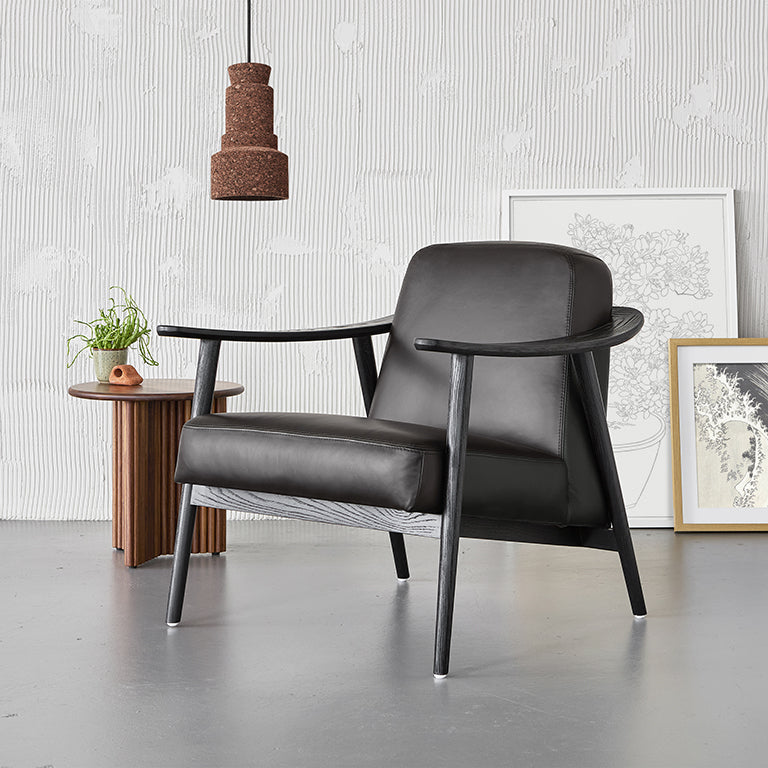 Gus* Modern BALTIC Tucson Char leather with Black Ash frame