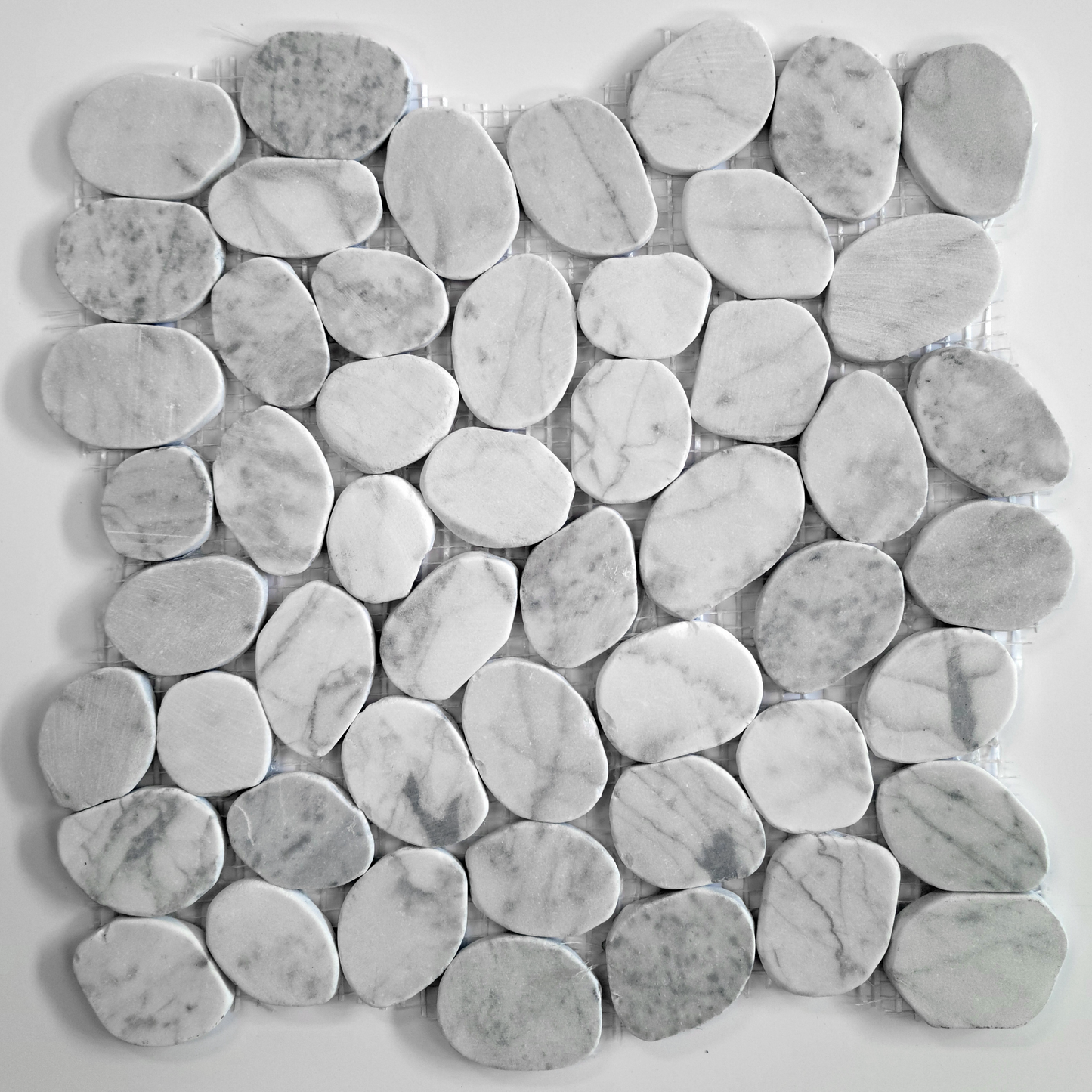 RIVERSTONE White mosaic pebble floor / wall tile