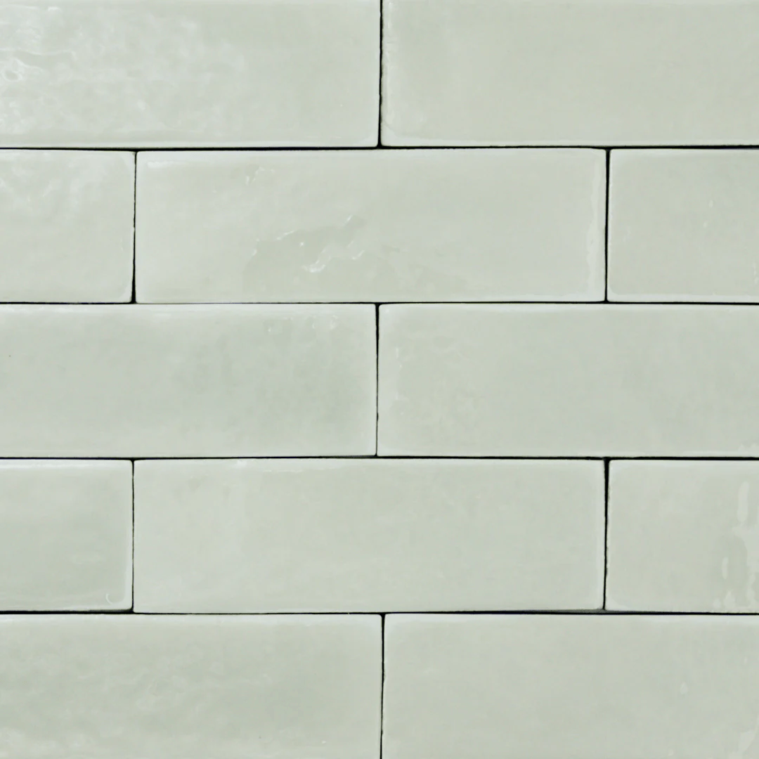 WOODLAND Sage 2 x 6 glossy wall / floor tile